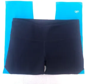 ALO mid-waist cropped leggings thumbnail 3