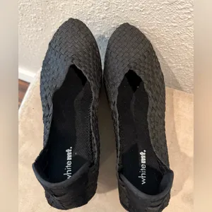 White Mountain Women's Black Woven Shoes‎ Size 10M thumbnail 2