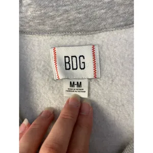 BDG‎ Cam Cropped Sporty Sweatshirt Size M thumbnail 2