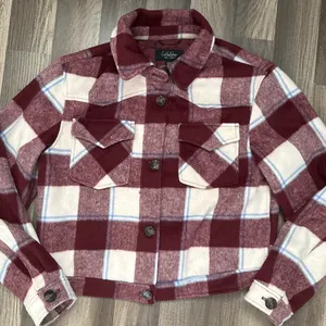 Coffee Shop New York burgundy and white plaid flannel jacket in a L #flannel #plaid #backtoschool thumbnail 1