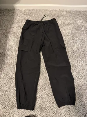 Halara  Mid Rise Drawstring Pocket Casual Cargo Joggers  thumbnail 2