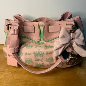 Juicy Couture Crown Love Tote Blush Pink Green Bow Charm NWT thumbnail 3
