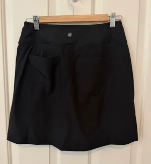 Woman’s Athleta black golf skort- small thumbnail 2