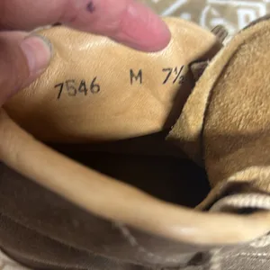 Vintage Vasque Womens Sz 7.5M Hiking Boot Beige Suede Skywalk 7546 Made in Italy thumbnail 7