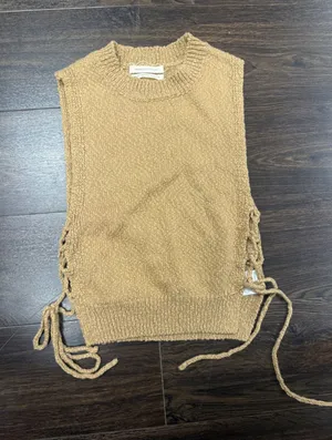 Urban Outfitters Side-Tie Knit Sweater‎ Vest - Camel - XS/TP thumbnail 1
