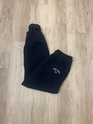 brandy melville sweatpants thumbnail 3