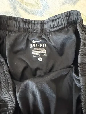 Women’s Nike shorts thumbnail 3