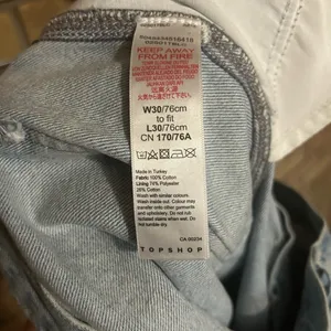 TOPSHOP Straight Leg High Rise Jeans In Bleach Wash-Blues Women’s Size 30x30 thumbnail 5