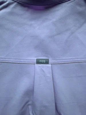 NWT FIGS Women’s Lavender Dew Purple Rafaela Three Pocket Scrub Top - Size 3XL thumbnail 8