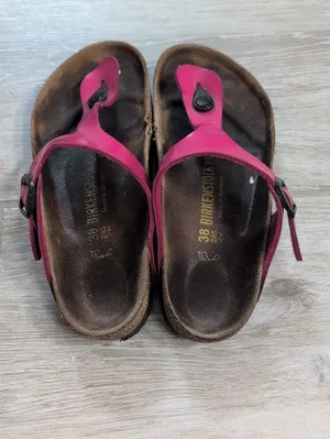 Birkenstock Patent Pink Gizeh Sandals | Women's 38 Birkenstock Gizeh Sandals thumbnail 5