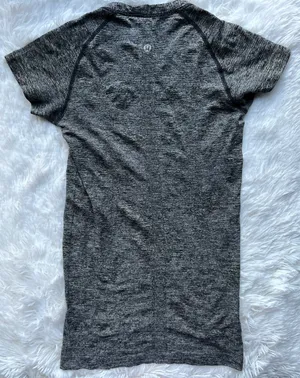 Lululemon Swiftly Tech thumbnail 2