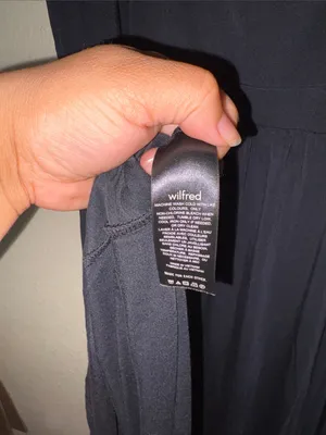 Wilfred Black Scoop-Neck Maxi Dress thumbnail 6