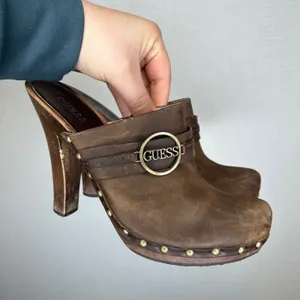 Guess Jovanna-T Brown Leather Studded Wood Platform Clog Mules Womens 9M‎ thumbnail 1