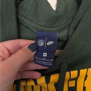Green Bay Packers Nike Pullover Hoodie size medium thumbnail 2