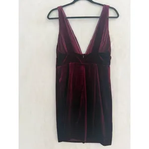 Lulus Velvet Mini Dress Womens Large Burgundy Wine Deep V-Neck Cocktail Party L thumbnail 4