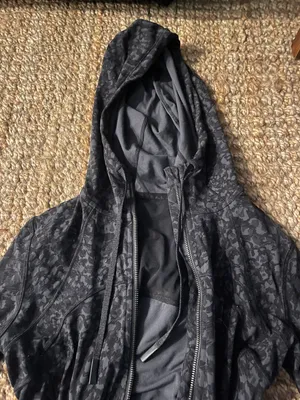 Lululemon Jacket thumbnail 3
