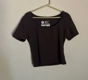 Brown Cropped Athletic Shirt Size M thumbnail 1
