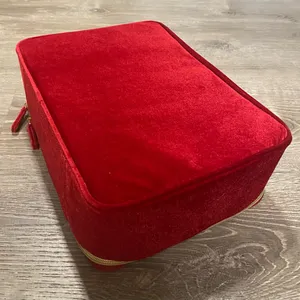 Estée Lauder Red Velvet Train Case 2023 | Makeup Bag Travel Organizer thumbnail 4