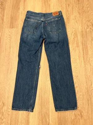 levi’s jeans  thumbnail 3