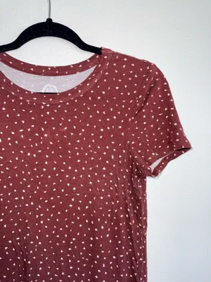 Maurices 24/7 Rust Brown Dotted Tee Crew Neck Short Sleeve thumbnail 4