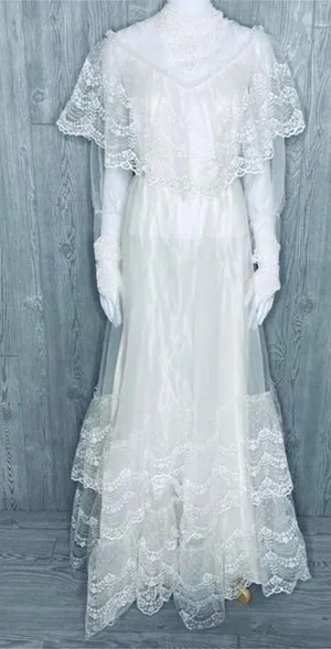Vintage 1950s lace high neck wedding dress cottage core / boho ruffle tiered lac thumbnail 3