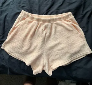 Fabletics Shorts thumbnail 1