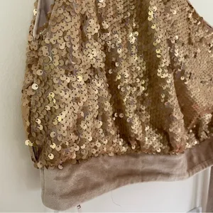Lulus NWOT Spectacular Matte Gold Sequin One-Shoulder Side-Tie Crop Top Size M thumbnail 11