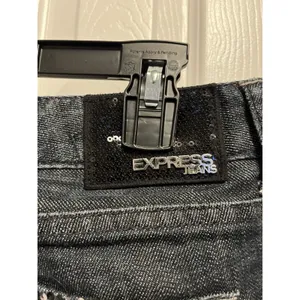 Express Jeans Womens Stella Boot Cut Denim Size 6 Embroidered Pockets Rhinestone thumbnail 3