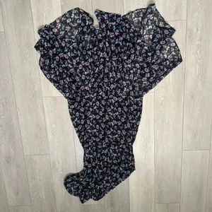 ASTR‎ The Label dress midi floral black one shoulder Adriana drop waist size s thumbnail 3