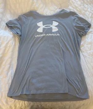 Under Armour Women’s Shirt thumbnail 1