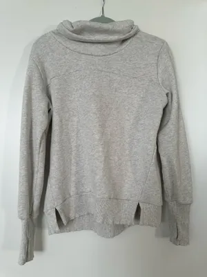 Alo Women's Turtleneck pullover thumbnail 1