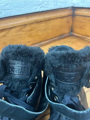CONVERSE Chuck Taylor All Stars Leather Faux Fur High Top Sneakers Size 8.5 thumbnail 9