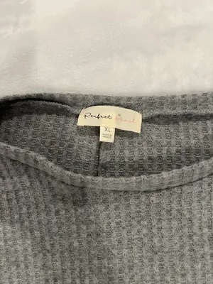Grey Long Sleeve Too thumbnail 3