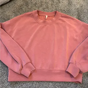 Lululemon Softstreme Crewneck thumbnail 1