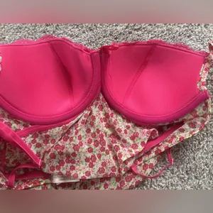 2006 Vintage Victoria's Secret Floral Babydoll Nightie and V-string panty set thumbnail 13