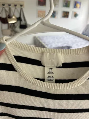 H&M Striped Top thumbnail 3