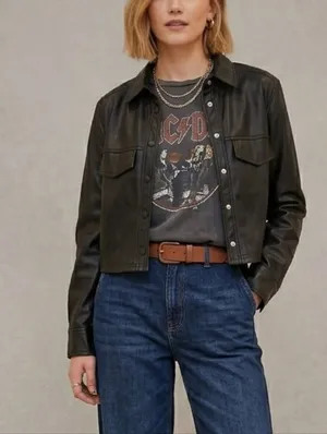 NWT! Bershka Black Faux Leather Cropped Jacket Size XS thumbnail 2