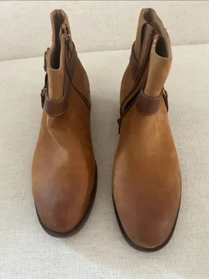 VIONIC Rhiannon Bootie Western, Cognac Oil Nubuck, Size 7.5, NWOT thumbnail 2