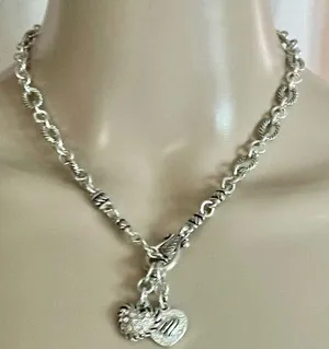 Silver toggle hearts necklace thumbnail 1