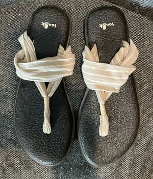 Sanuk Black and Tan Women's Sandals thumbnail 1