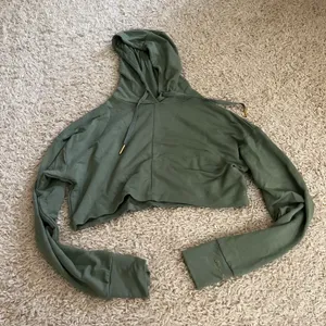 Gymshark X Whitney Simmons Cropped hoodie Size Small thumbnail 1