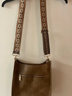 HKCLUF Women's Brown Vegan Leather Crossbody Bag with Decorative Strap thumbnail 2