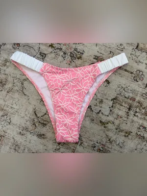Pink & White Floral Bikini Set thumbnail 3