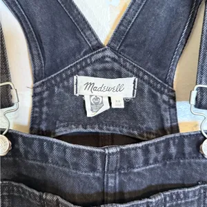 Madewell Straight-Leg‎ Overalls in Lunar Wash thumbnail 4