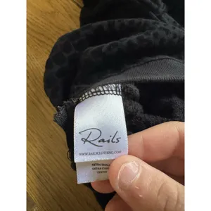 Rails Black Velvet Leopard Print Sweatshirt Crew Neck‎ Side Zippers Size XS City thumbnail 10