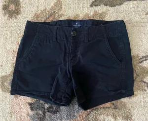 American Eagle Outfitters thumbnail 1