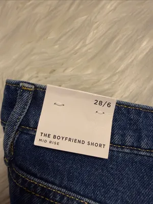 LOFT Classic Mid -Rise Denim Shorts in Blue size 28/6 brand new inseam 6 thumbnail 4