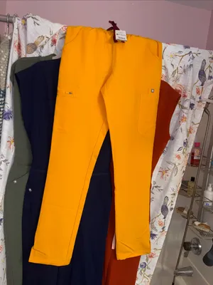 Women’s Figs HW Dowa Relaxed Straight Leg Pant Size XXS/T limited edition NWT thumbnail 3