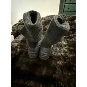 UGG Classic Cardy Button Detailed black Knit Boots 9 winter warm thumbnail 4