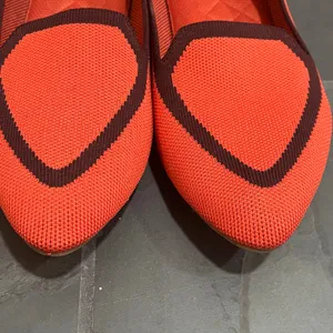 Birdies the Blackbird Orange Pointed Toe Flat - size 8.5 thumbnail 3